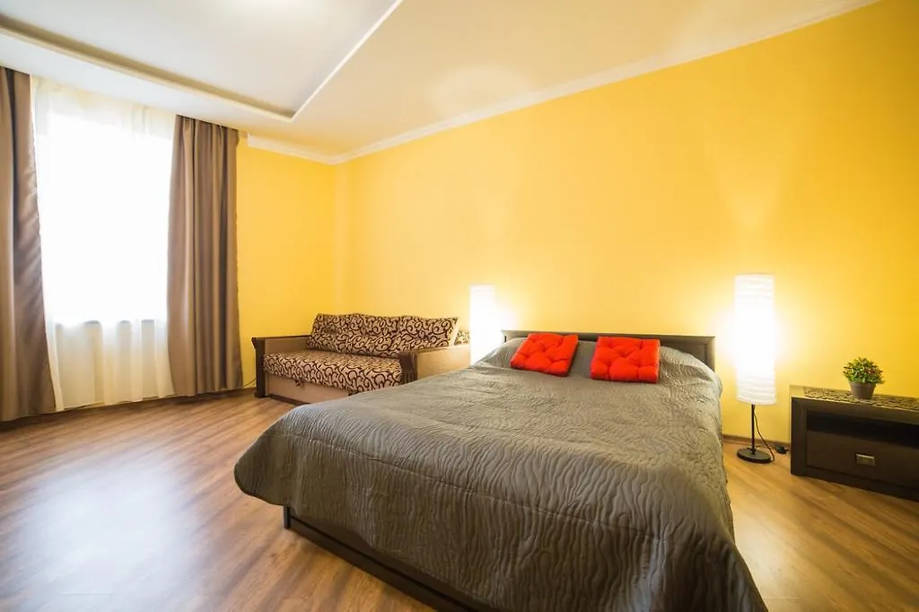 Cozy Apartment In Khmelnitsky Str. Lviv 0*,
